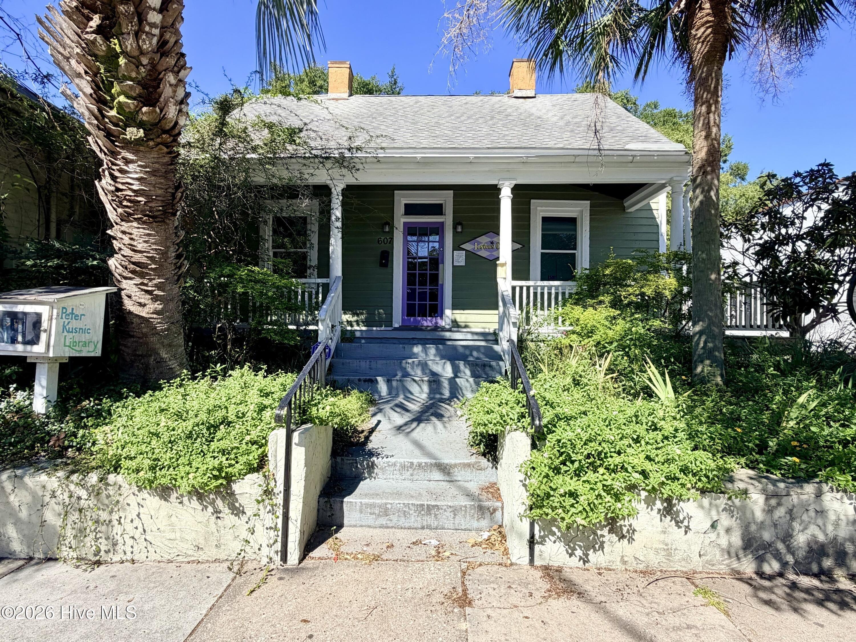 Property Image for 607 Castle Street