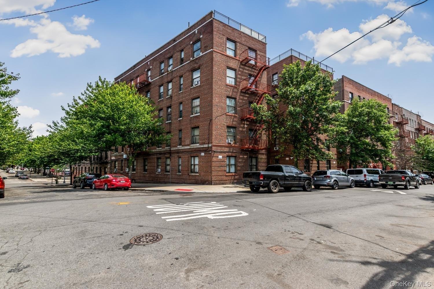 Property Image for 1534 Beach Avenue