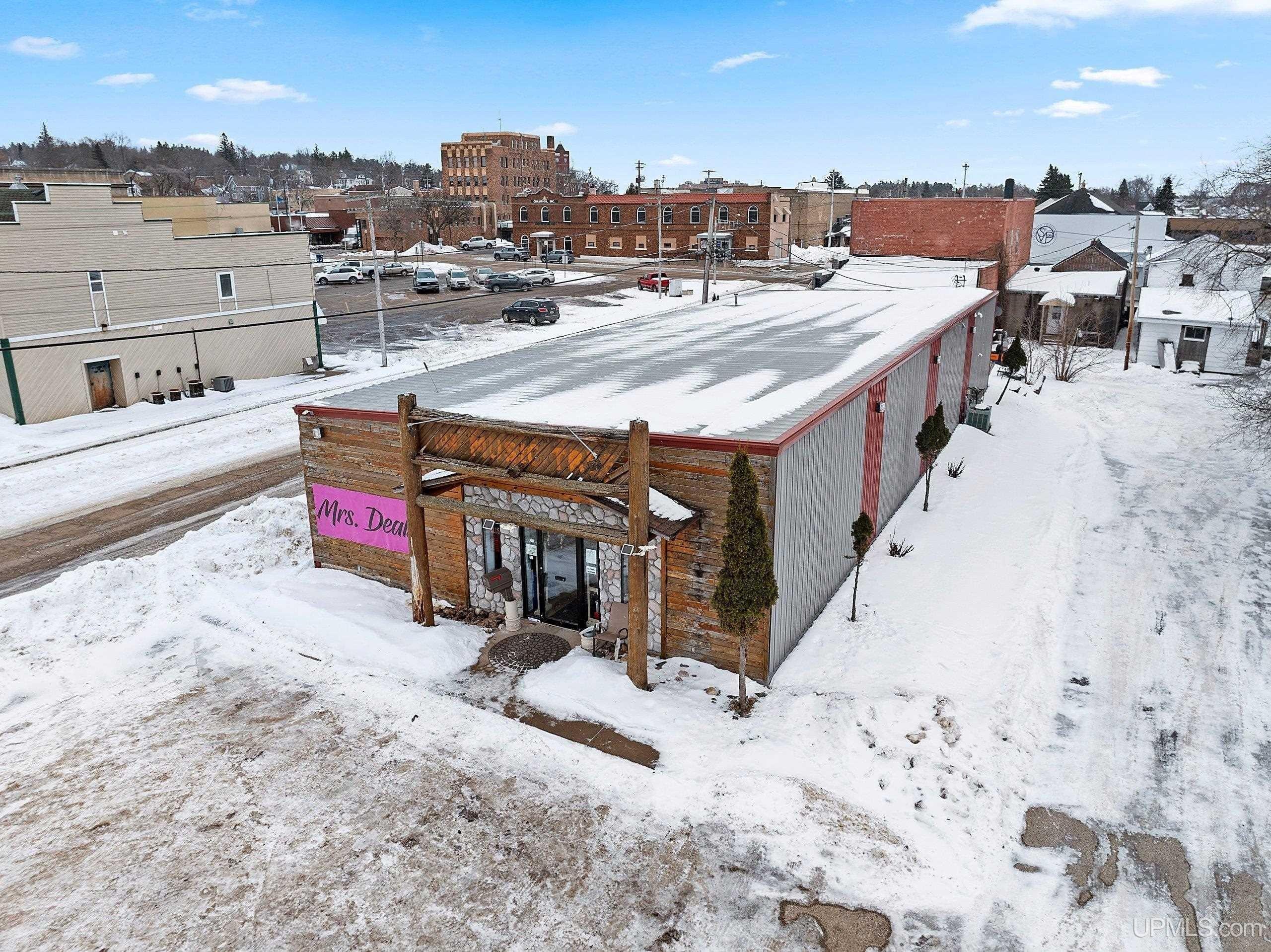 Property Image for 101 W Hughitt Street