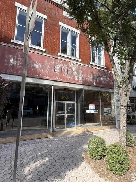 Property Image for 108 N Patterson