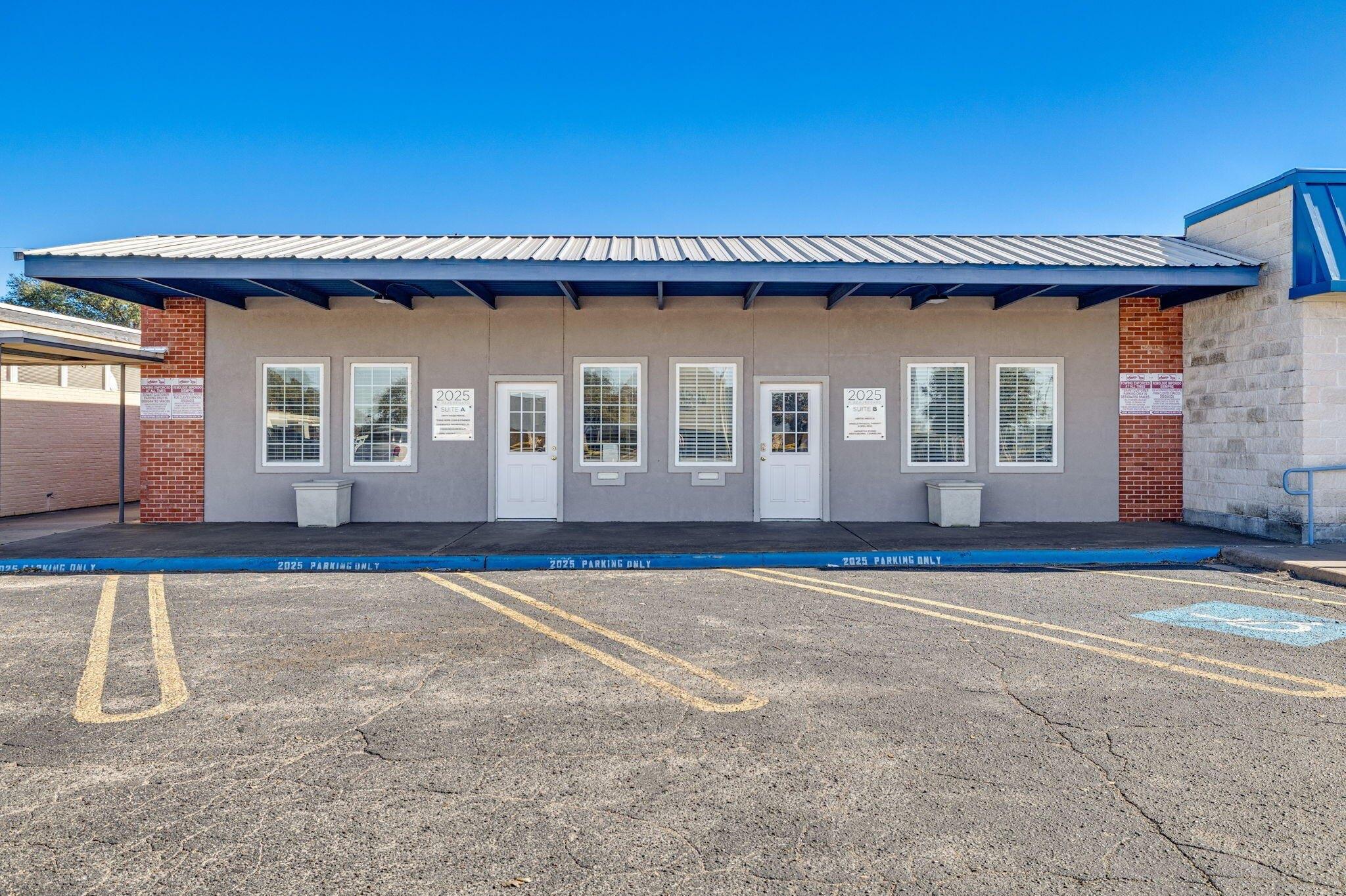 Property Image for 2025 W Beauregard Avenue