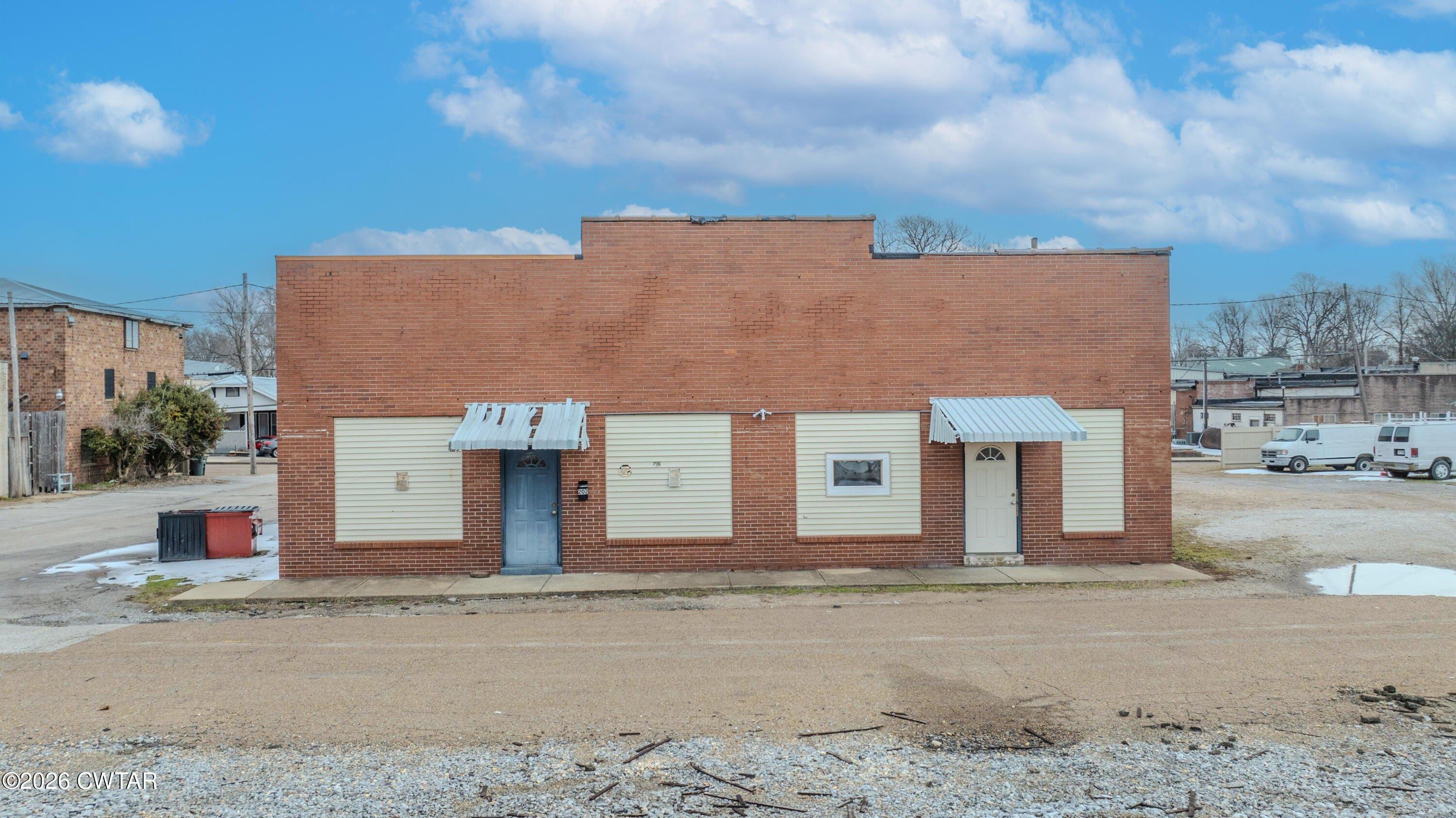 Property Image for 202 Railroad Street