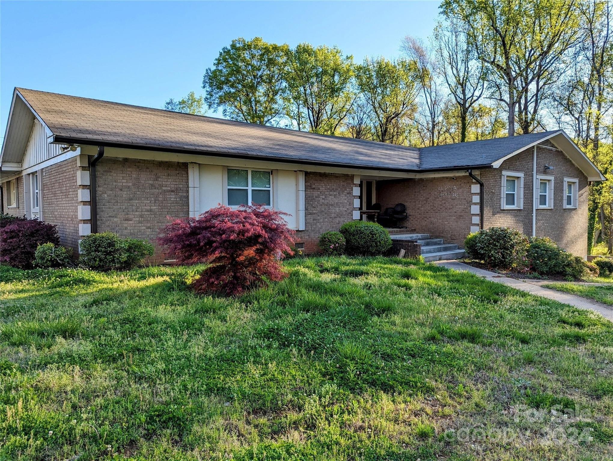 Property Image for 218 Sequoia Pl, Charlotte, NC 28217