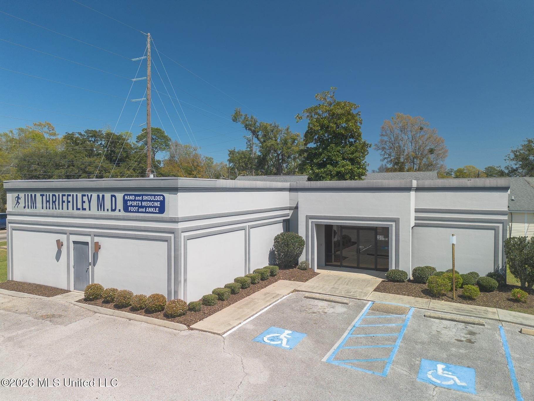 Property Image for 1639 E Pass Road