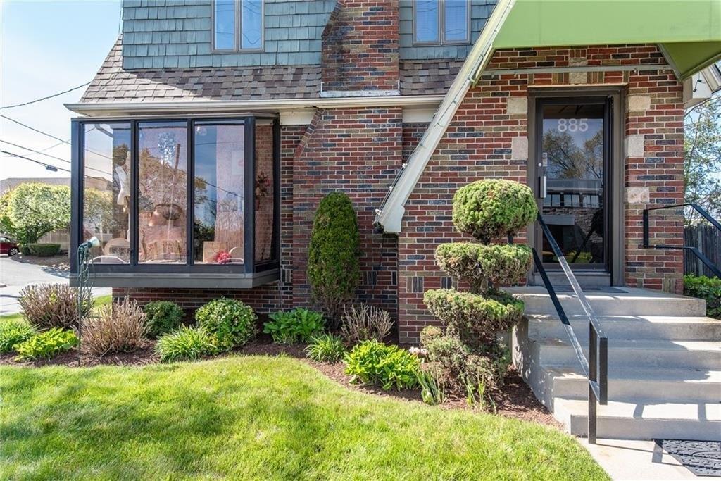 Property Image for Avenue