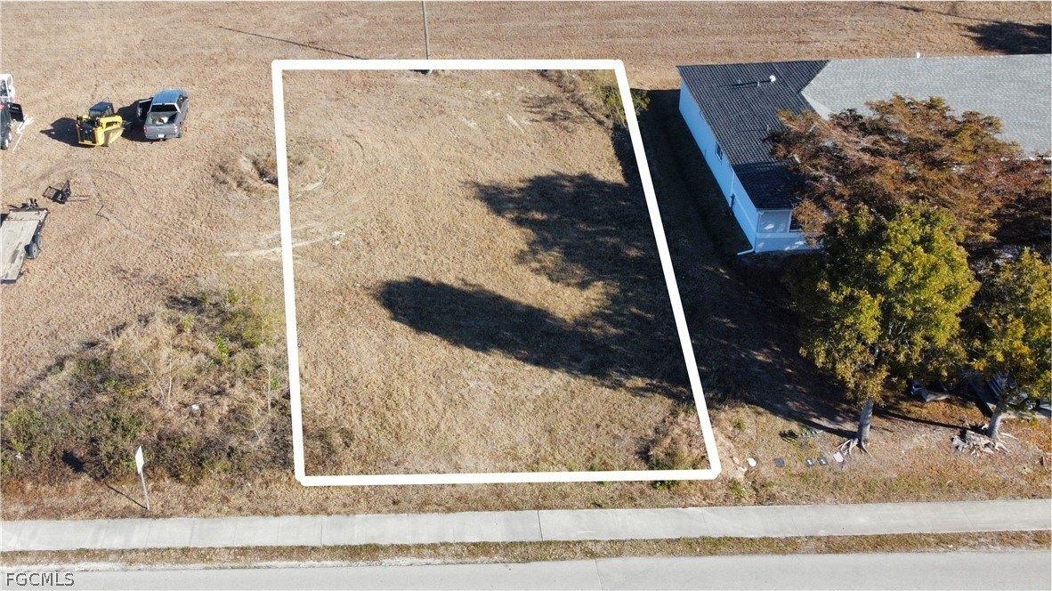 Property Image for 711 SE 8th Street