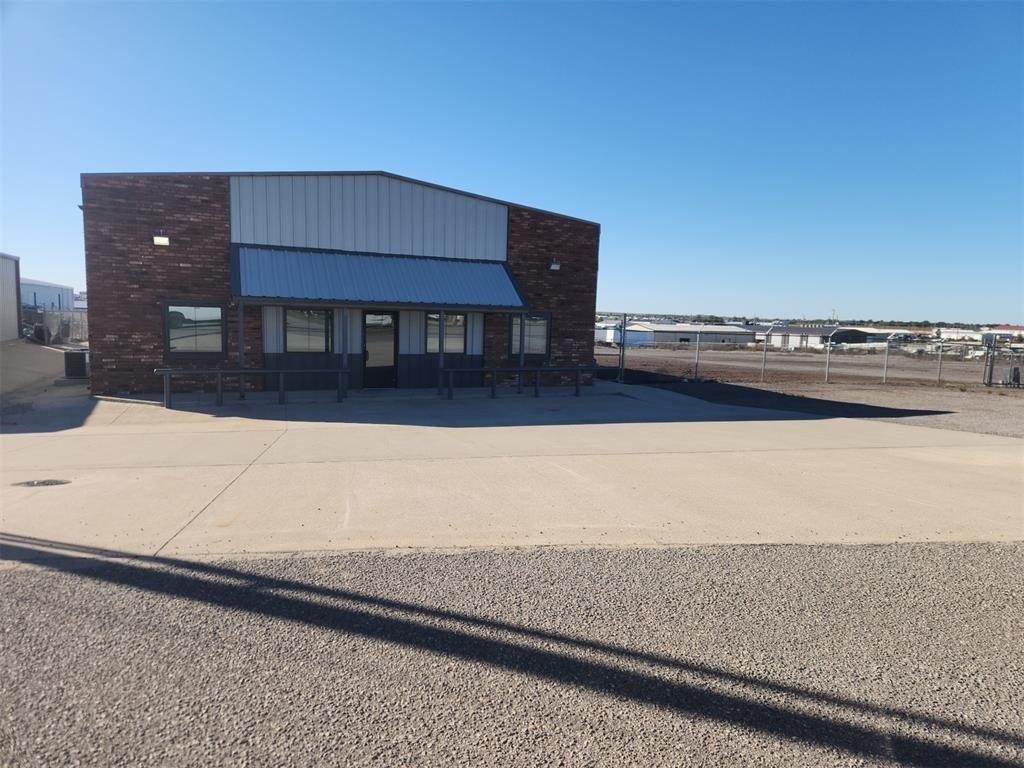 Property Image for 207 Loomis Road