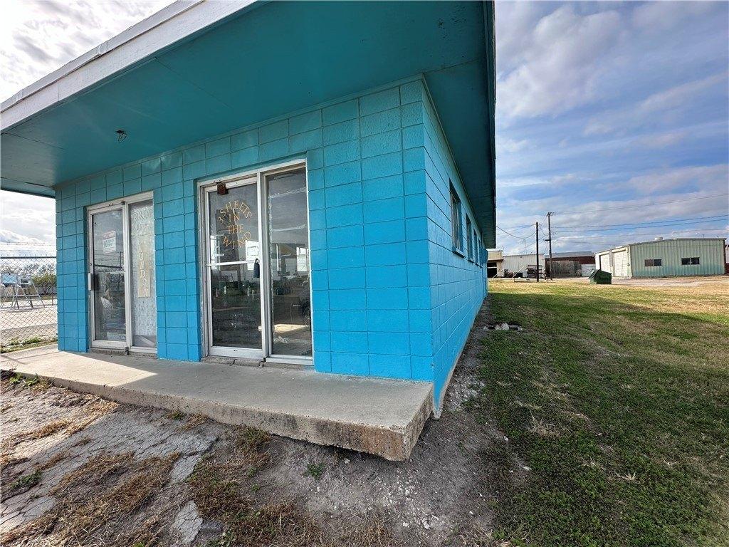 Property Image for 101 Mcintyre Avenue