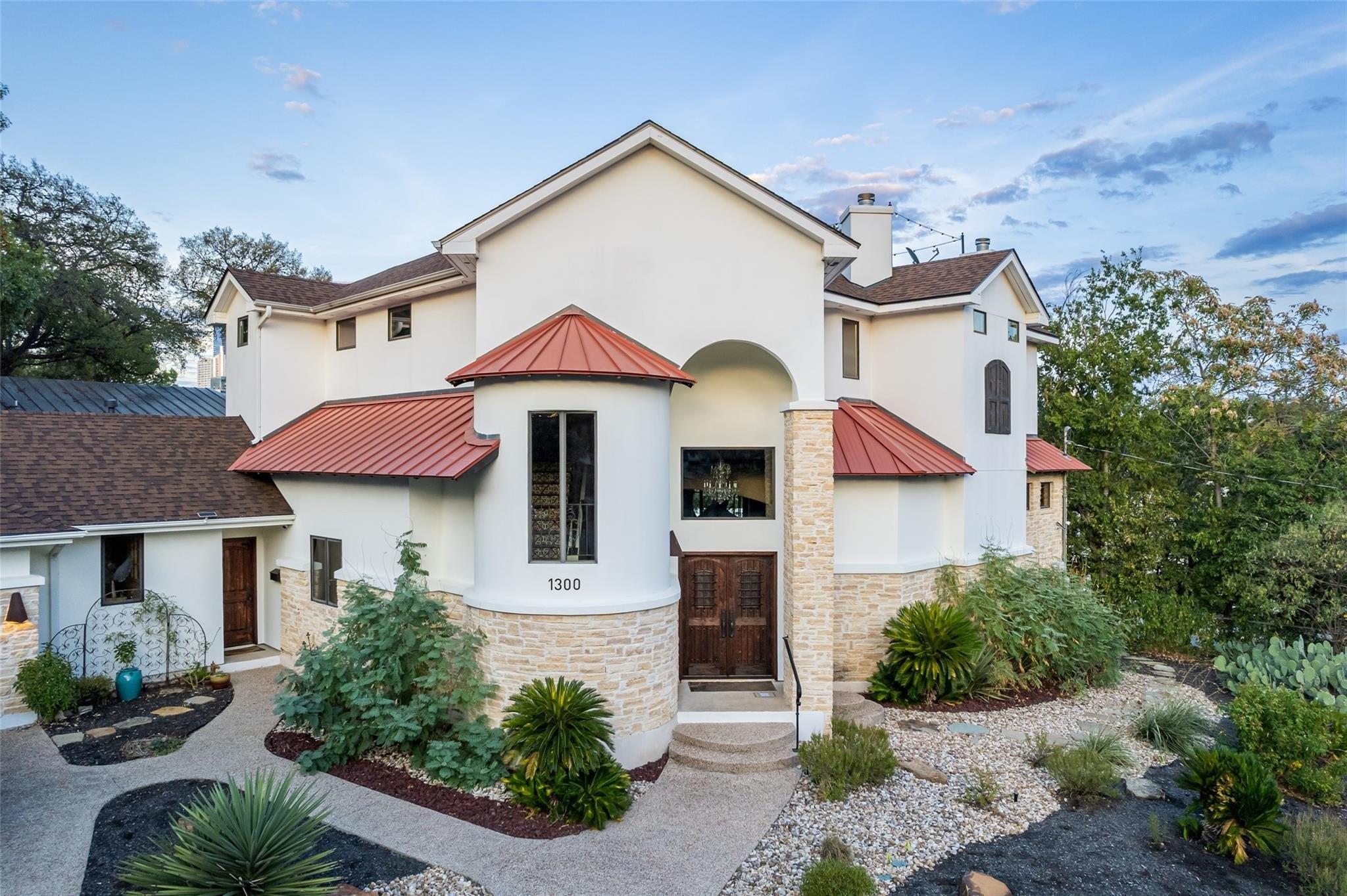 Property Image for 1300 Bluff St