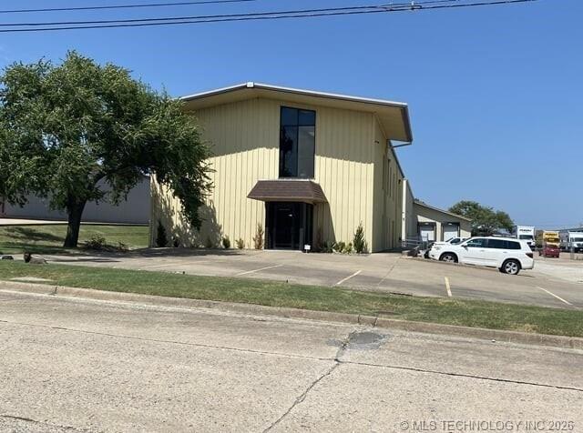Property Image for 6943 E 12th Street