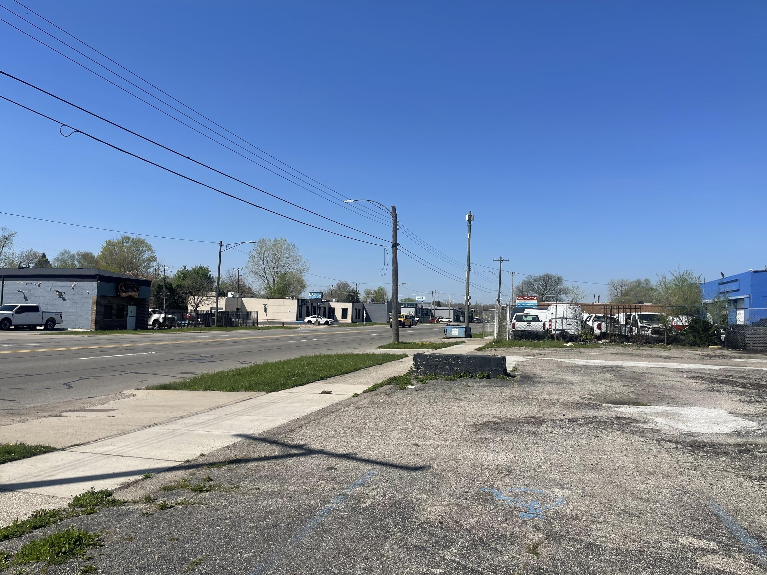 Property Image for 22110 W Warren Avenue