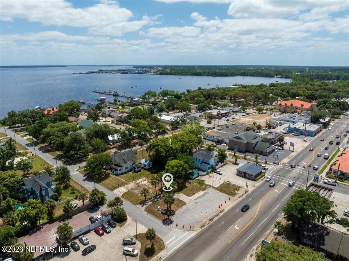 Property Image for 208 N ORANGE Avenue N