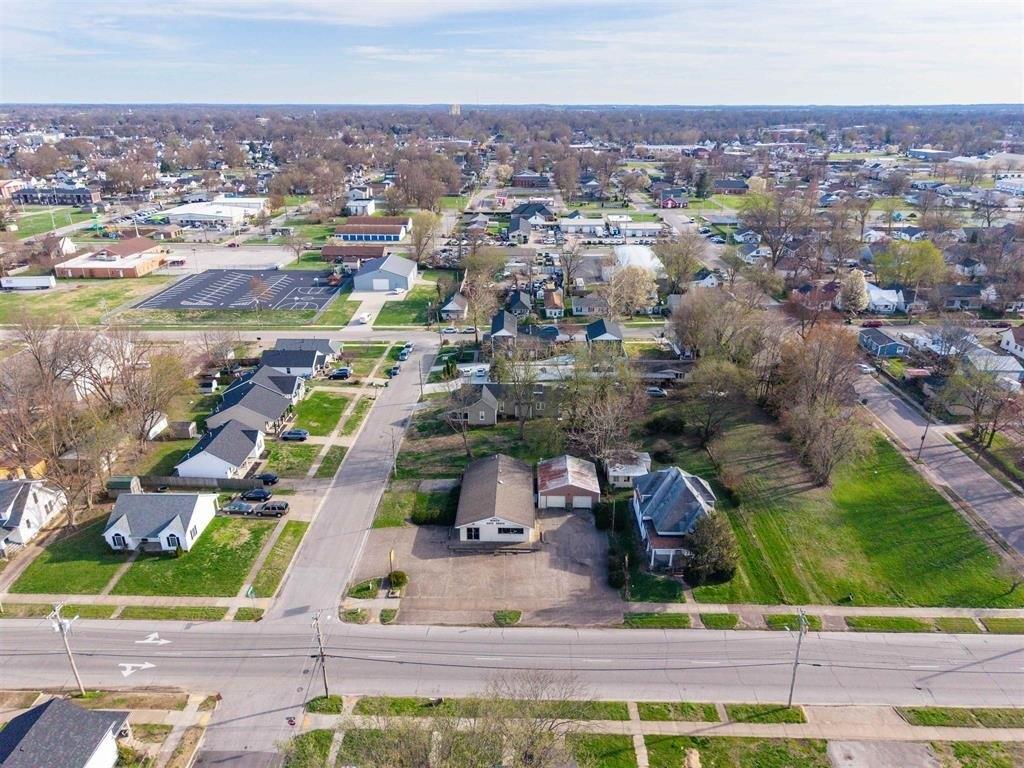 Property Image for 1000 W 2nd Street