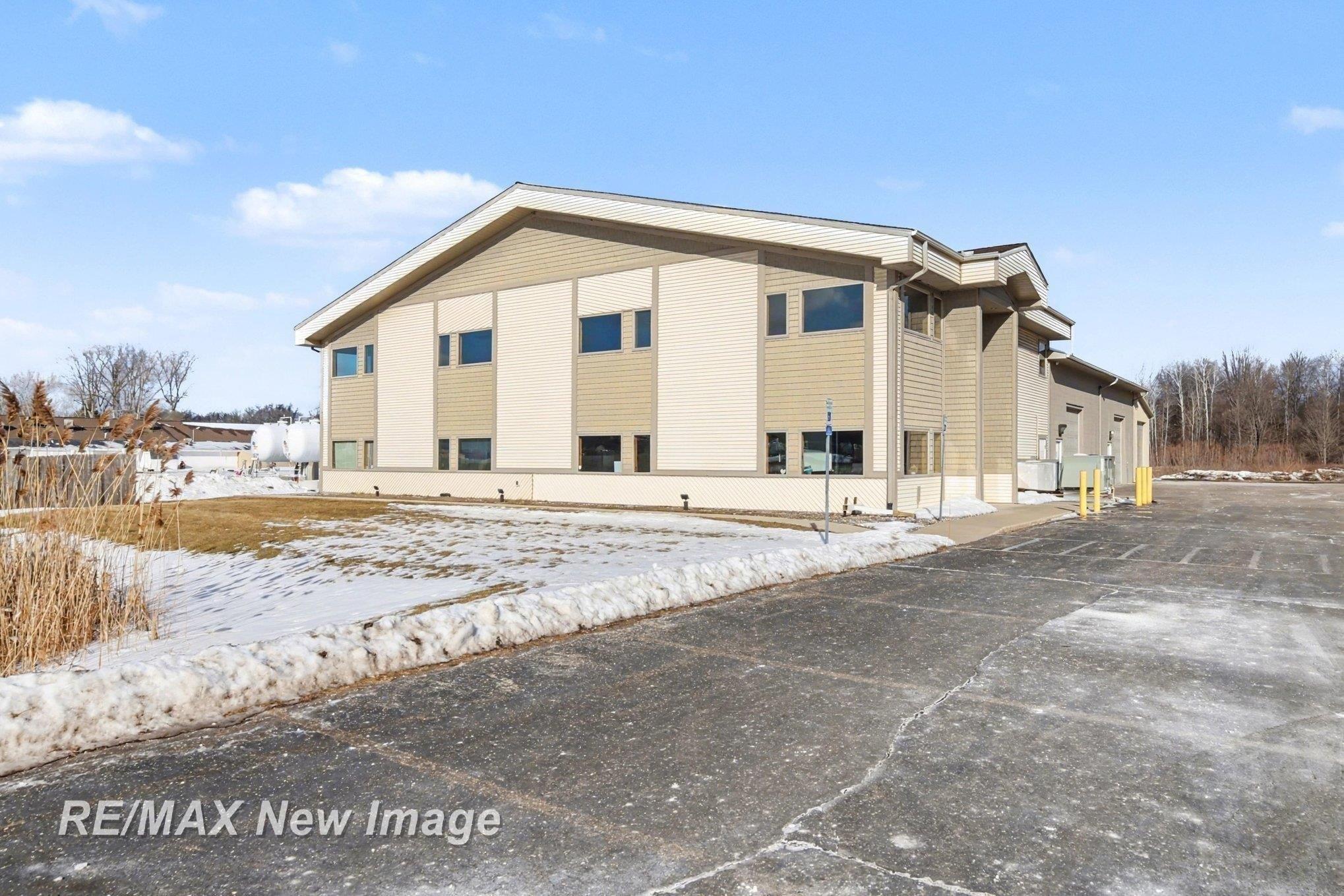 Property Image for 49 E Isabella