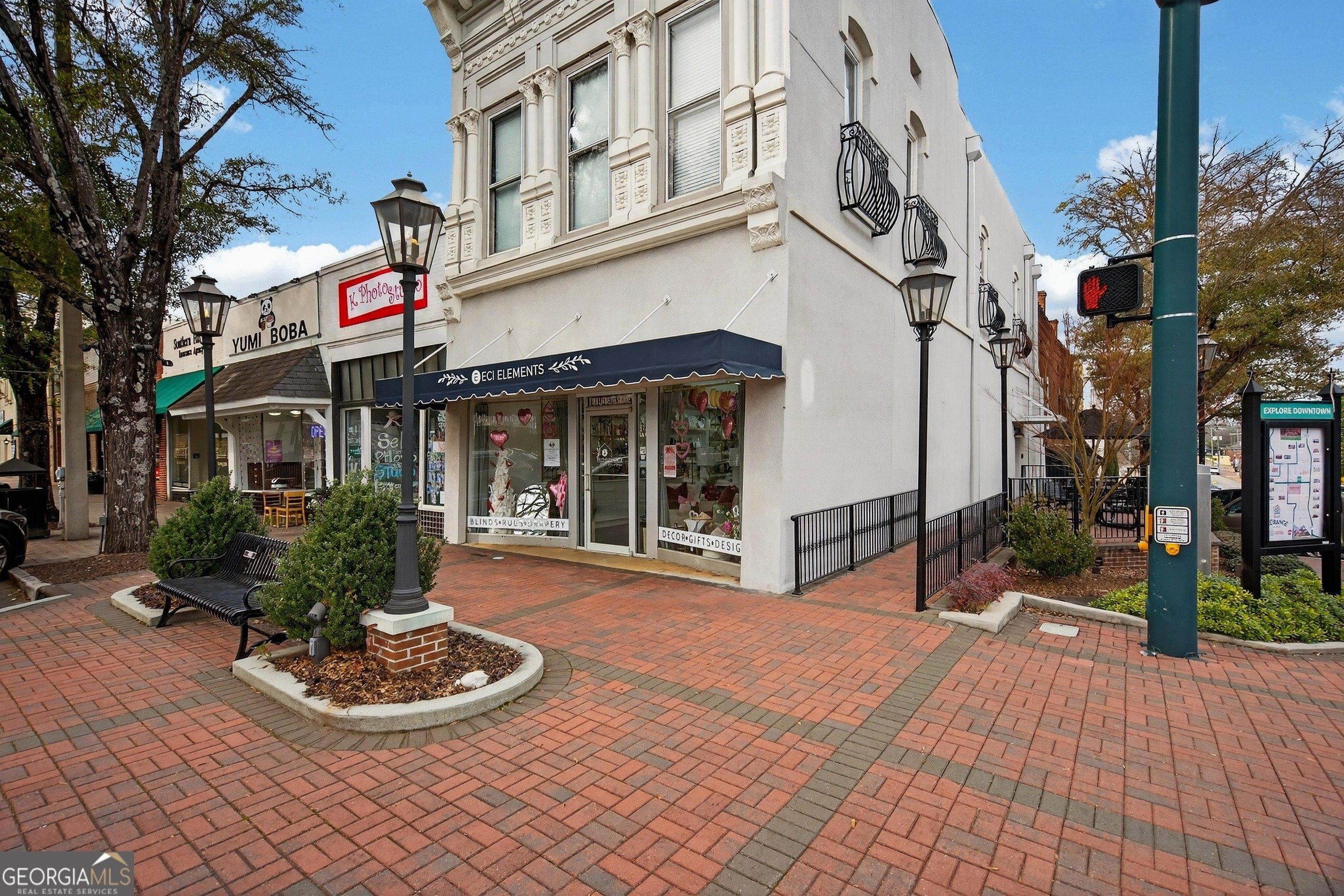 Property Image for 101 N Lafayette Square