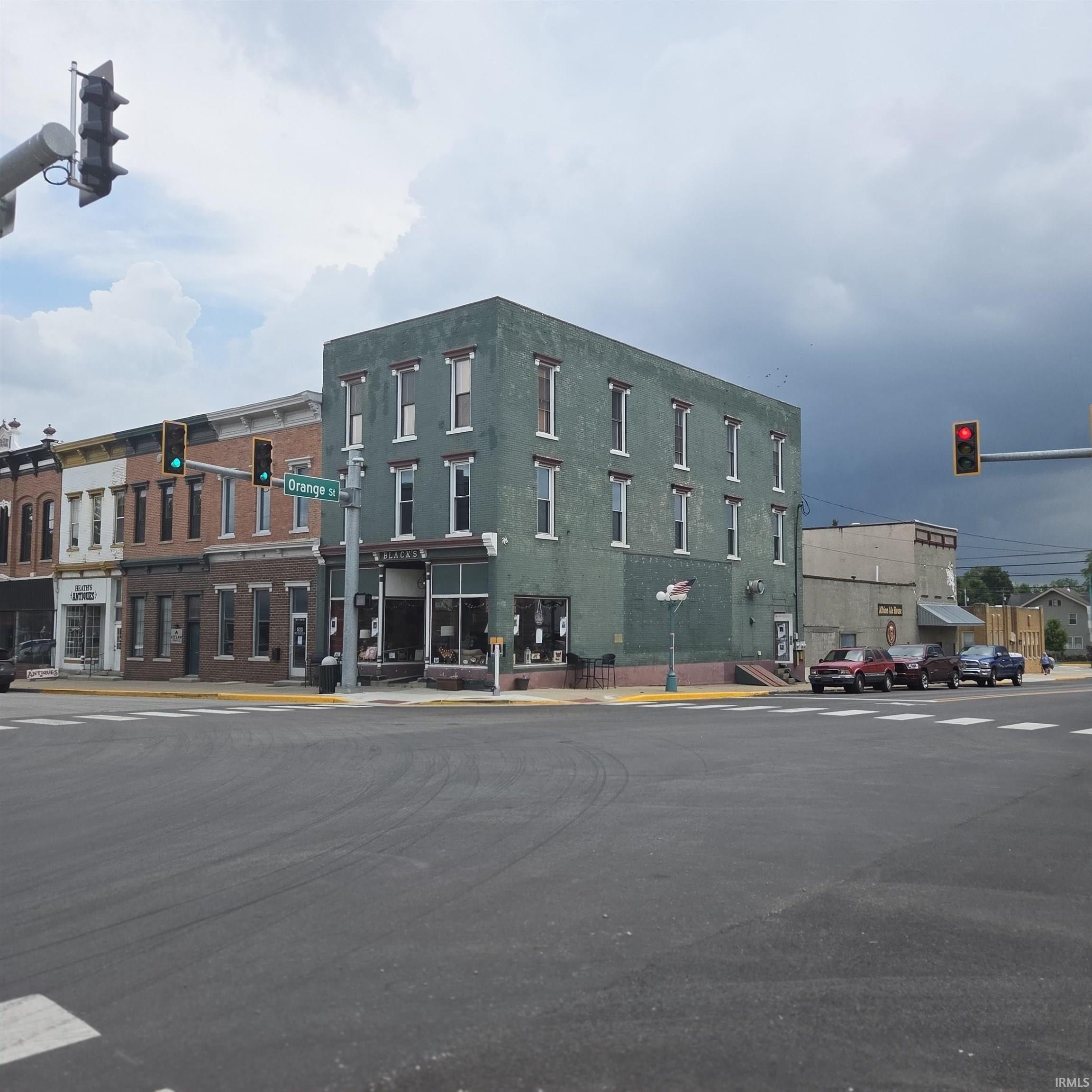 Property Image for 100 E Main Street