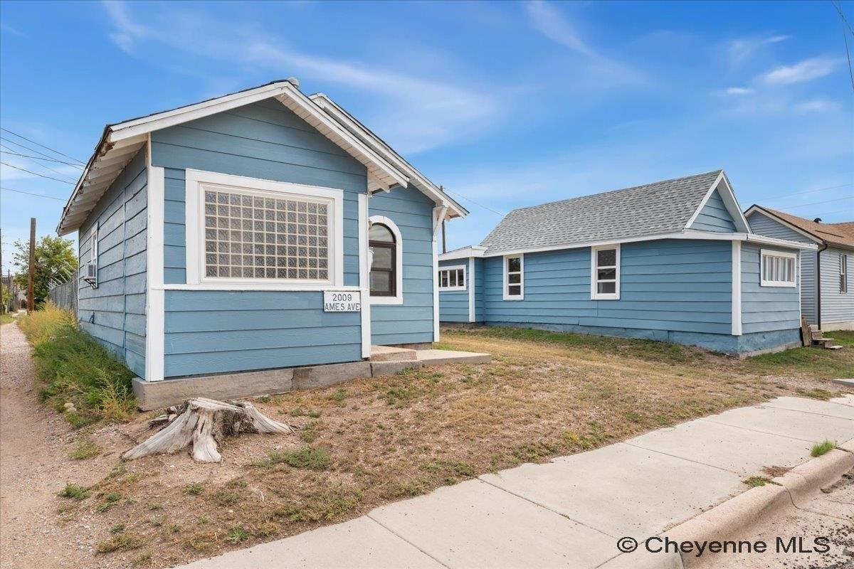 Property Image for 2009 Ames Ave