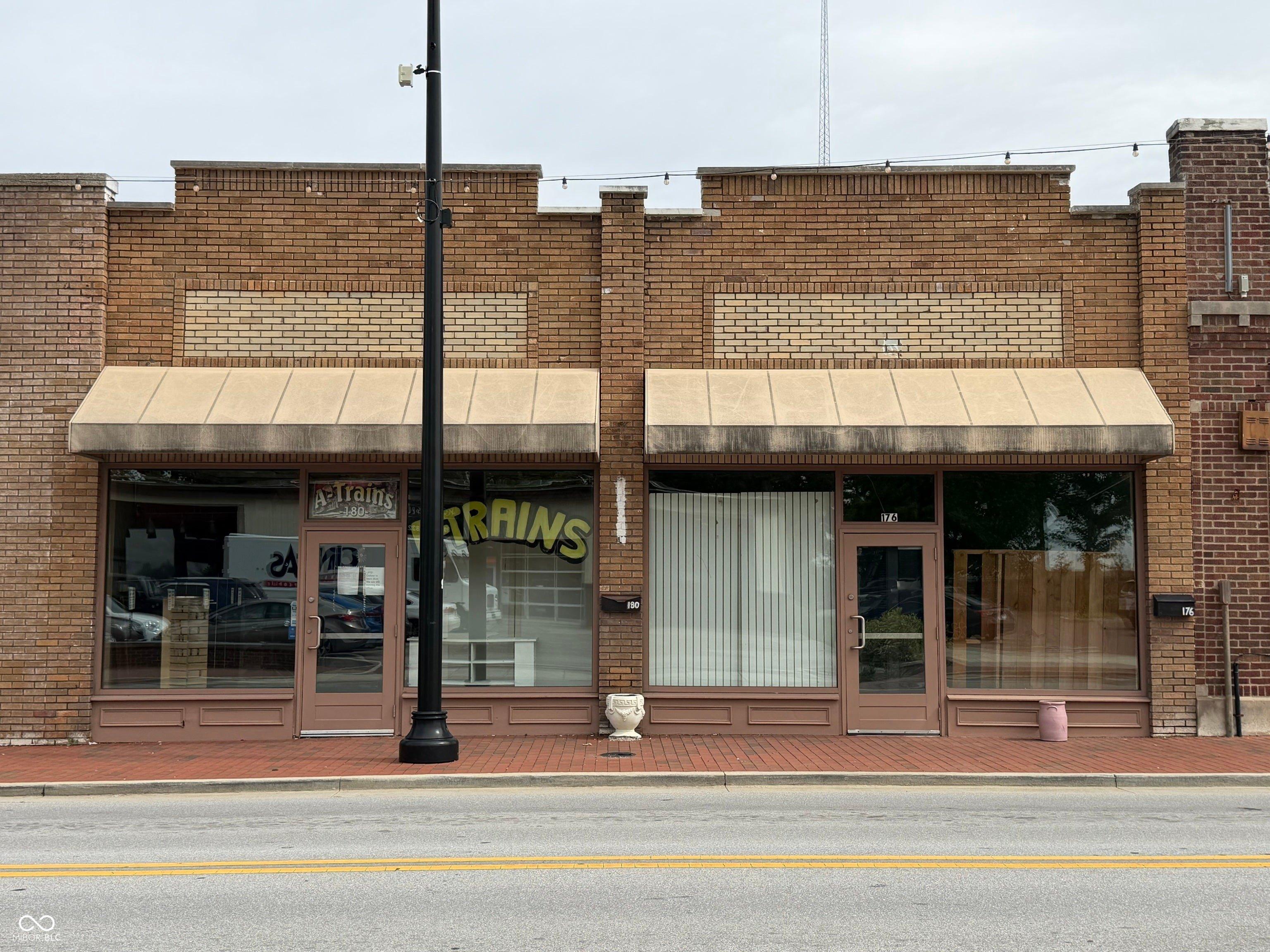 Property Image for 176 W Main St, Greenwood, IN 46142