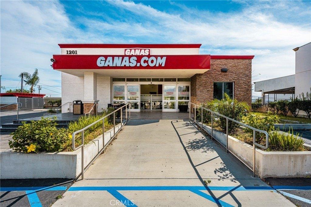 Property Image for 1201 W Holt