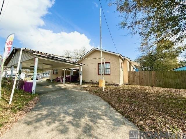 Property Image for 420 N Acadian Thwy