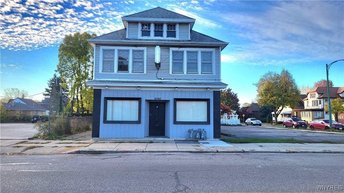 Property Image for 2047 Clinton Street