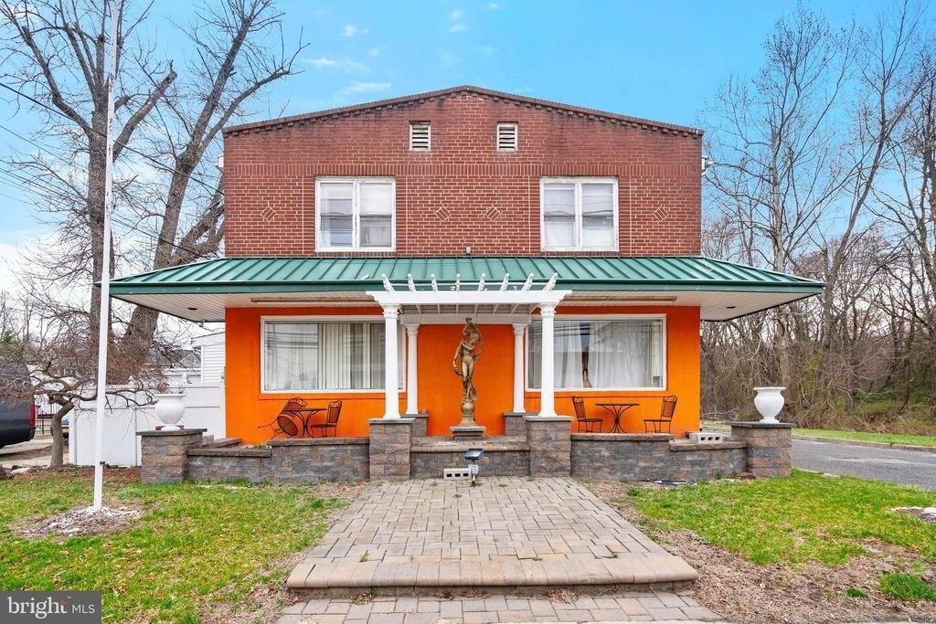 Property Image for 572 Klockner Rd, Hamilton Square, NJ 08619