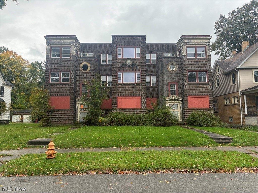 Property Image for 273 N Heights Avenue