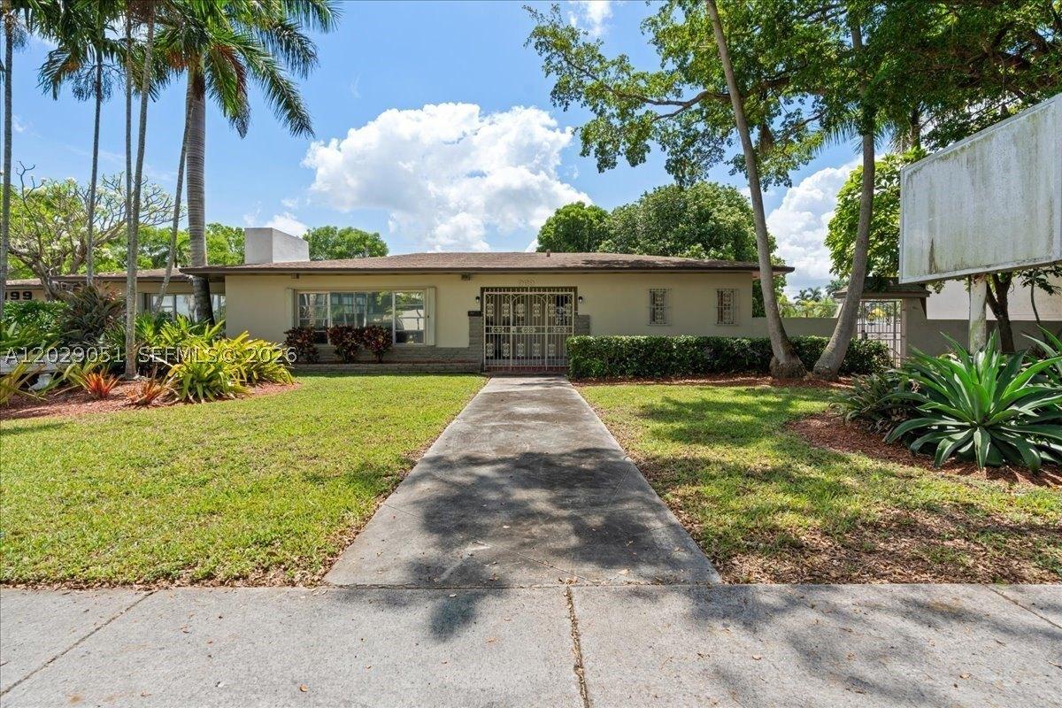 Property Image for 999 N Krome Ave