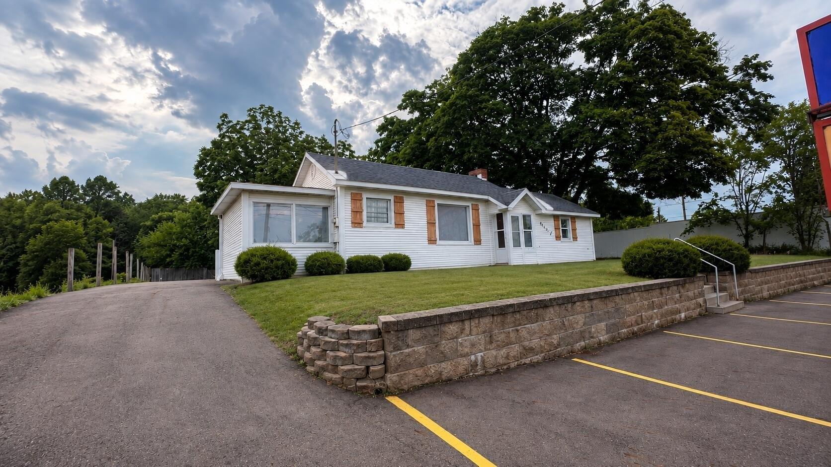 Property Image for 4108 S Cedar Street