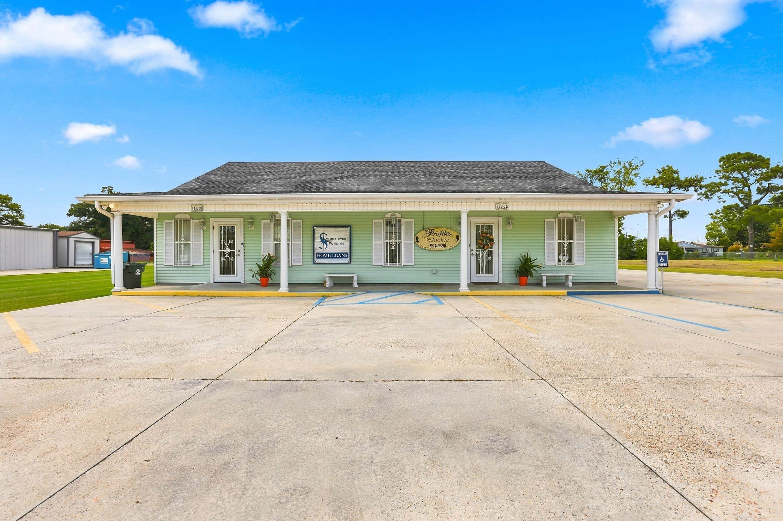 Property Image for 186 Enterprise Dr