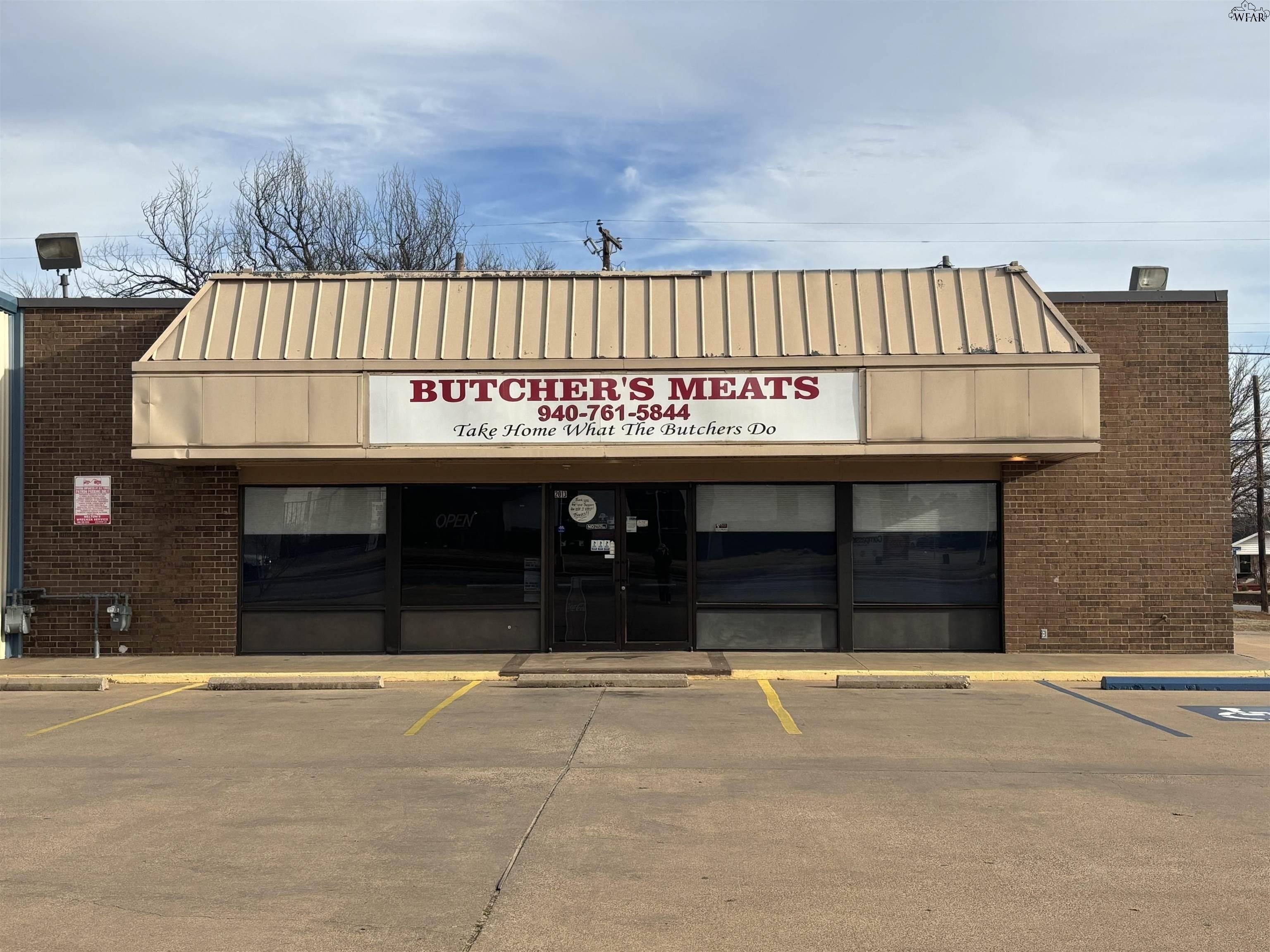 Property Image for 2013 Kemp Boulevard