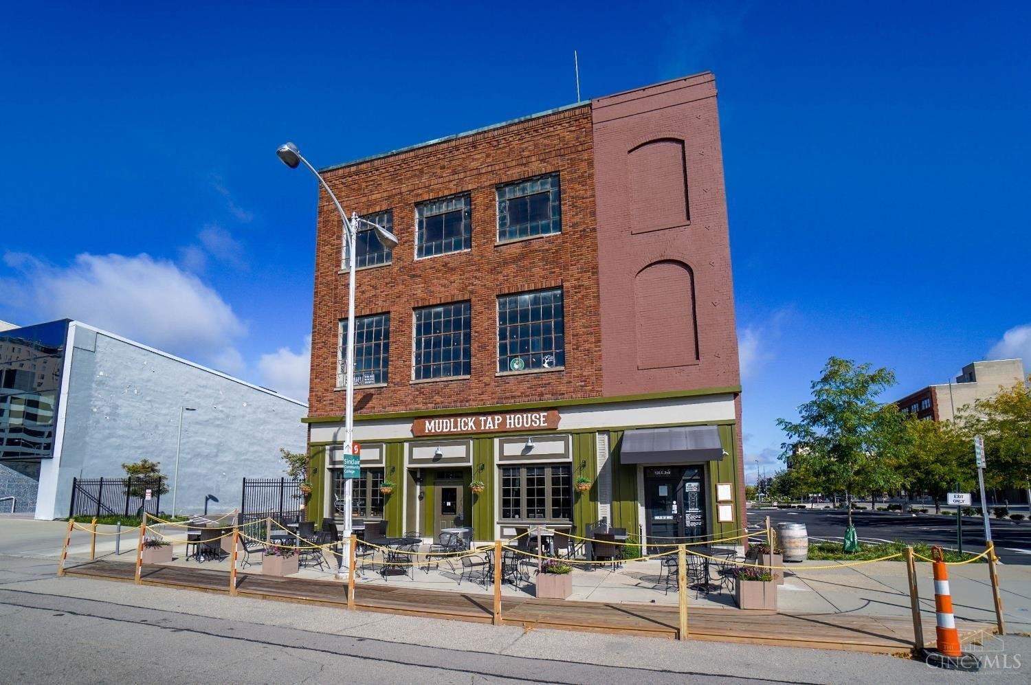 Property Image for 135 E Second Street