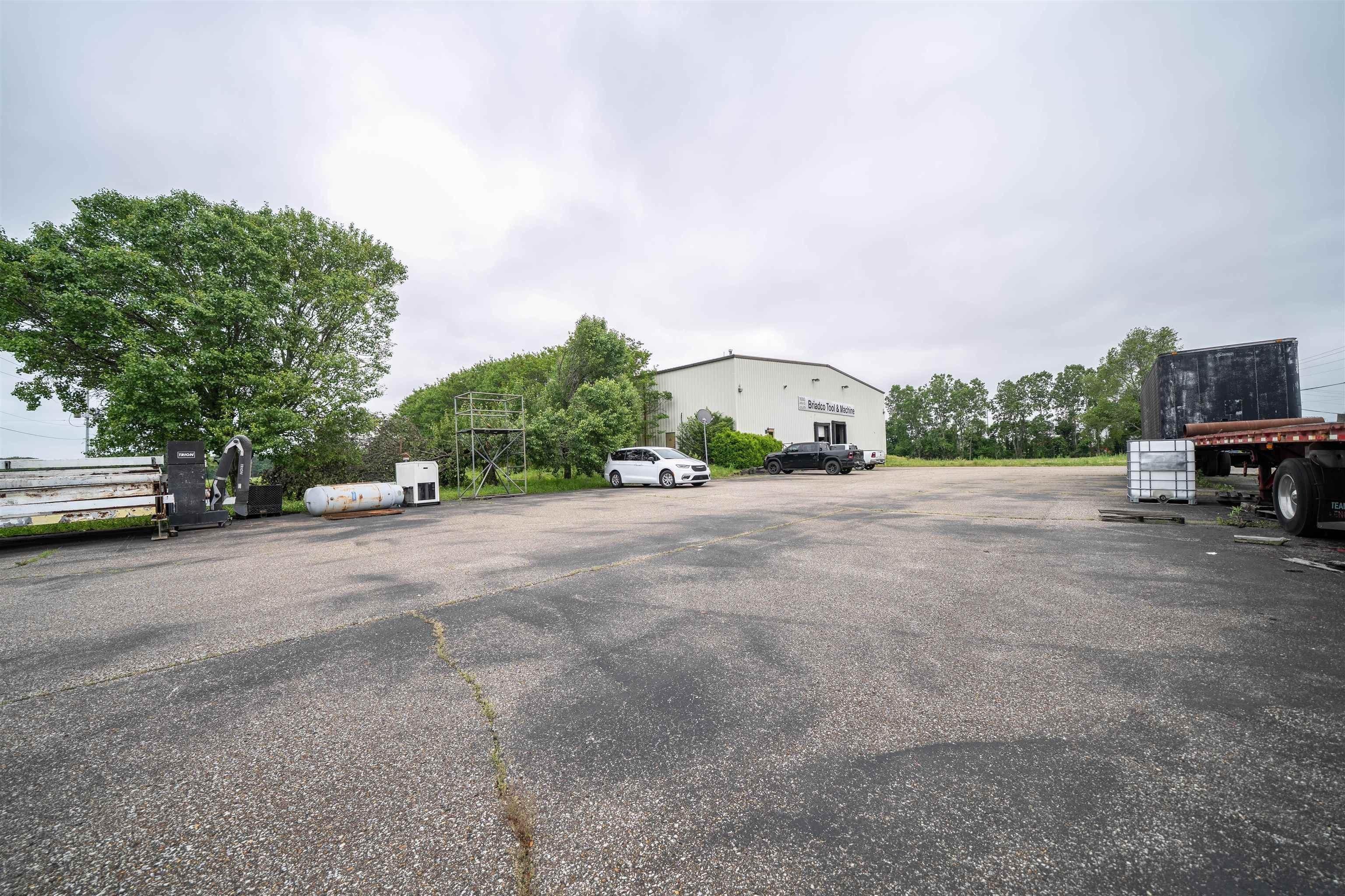 Property Image for 1000 Jetton