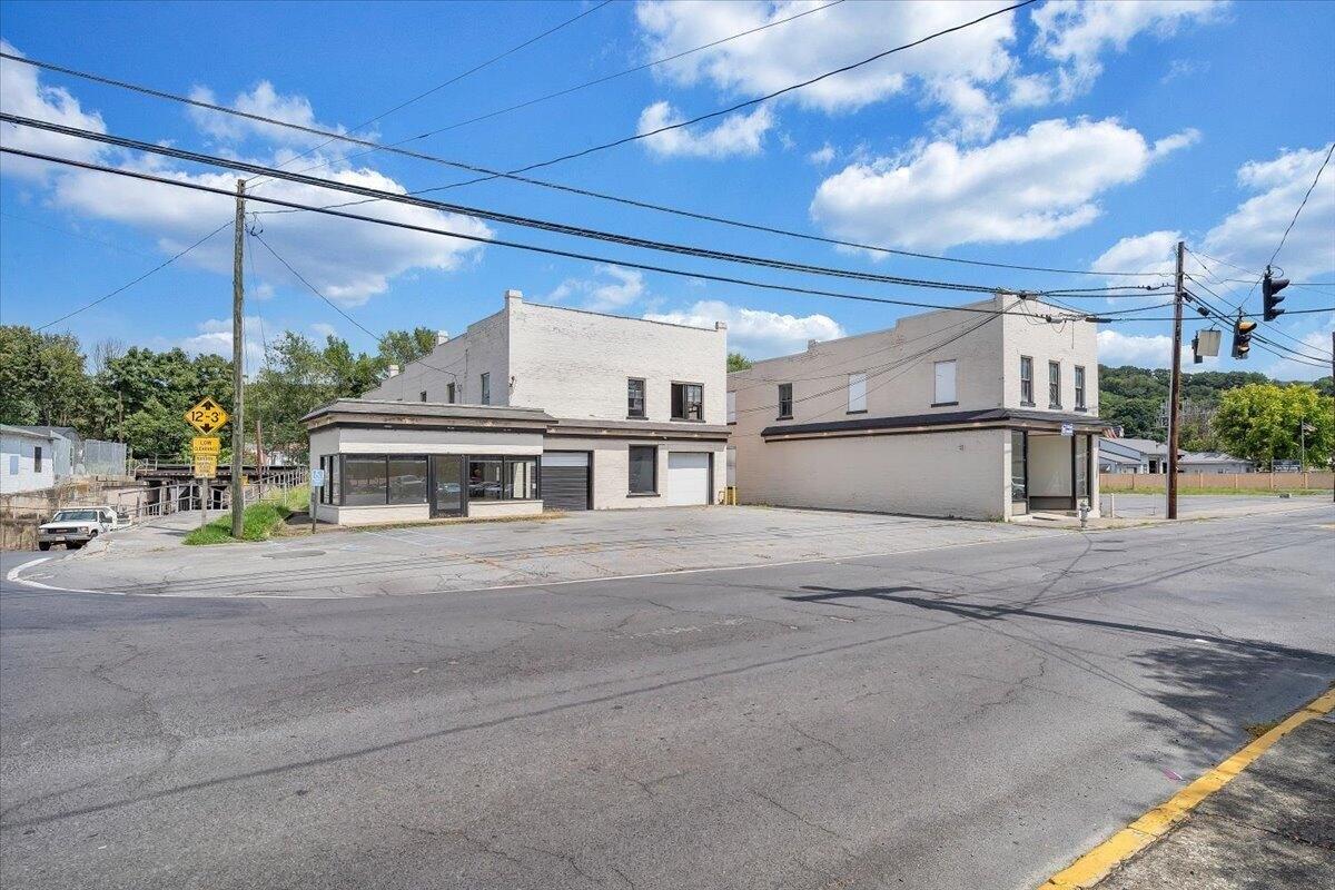 Property Image for 803 S Lexington AVE