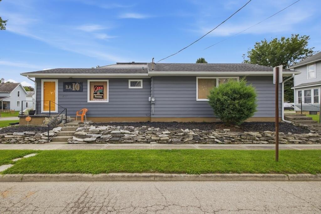 Property Image for 457 E Lucas St