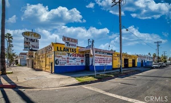 Property Image for 6961 Van Nuys