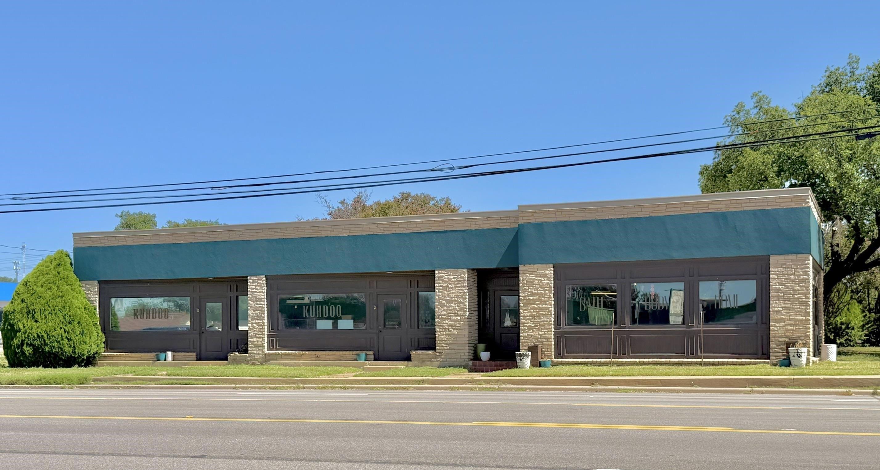 Property Image for 301 W Young Street