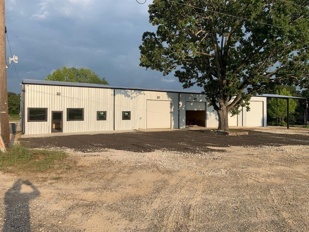 Property Image for 4400 Ne Lincoln