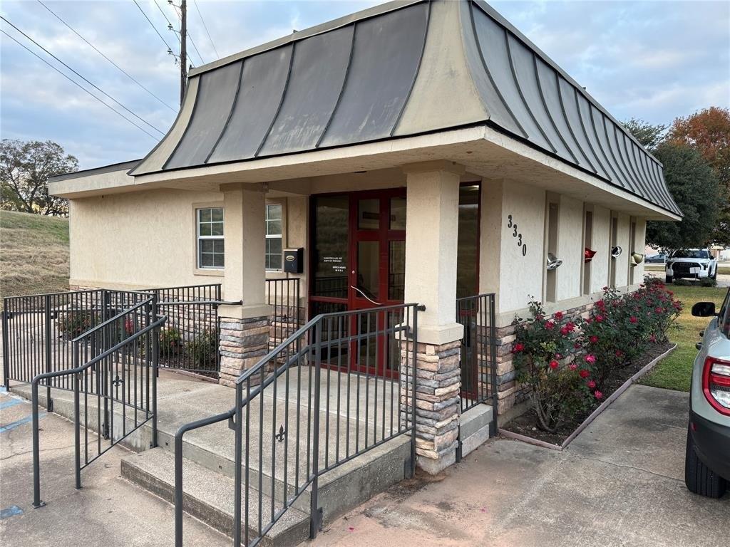 Property Image for 3330 Barksdale Blvd.