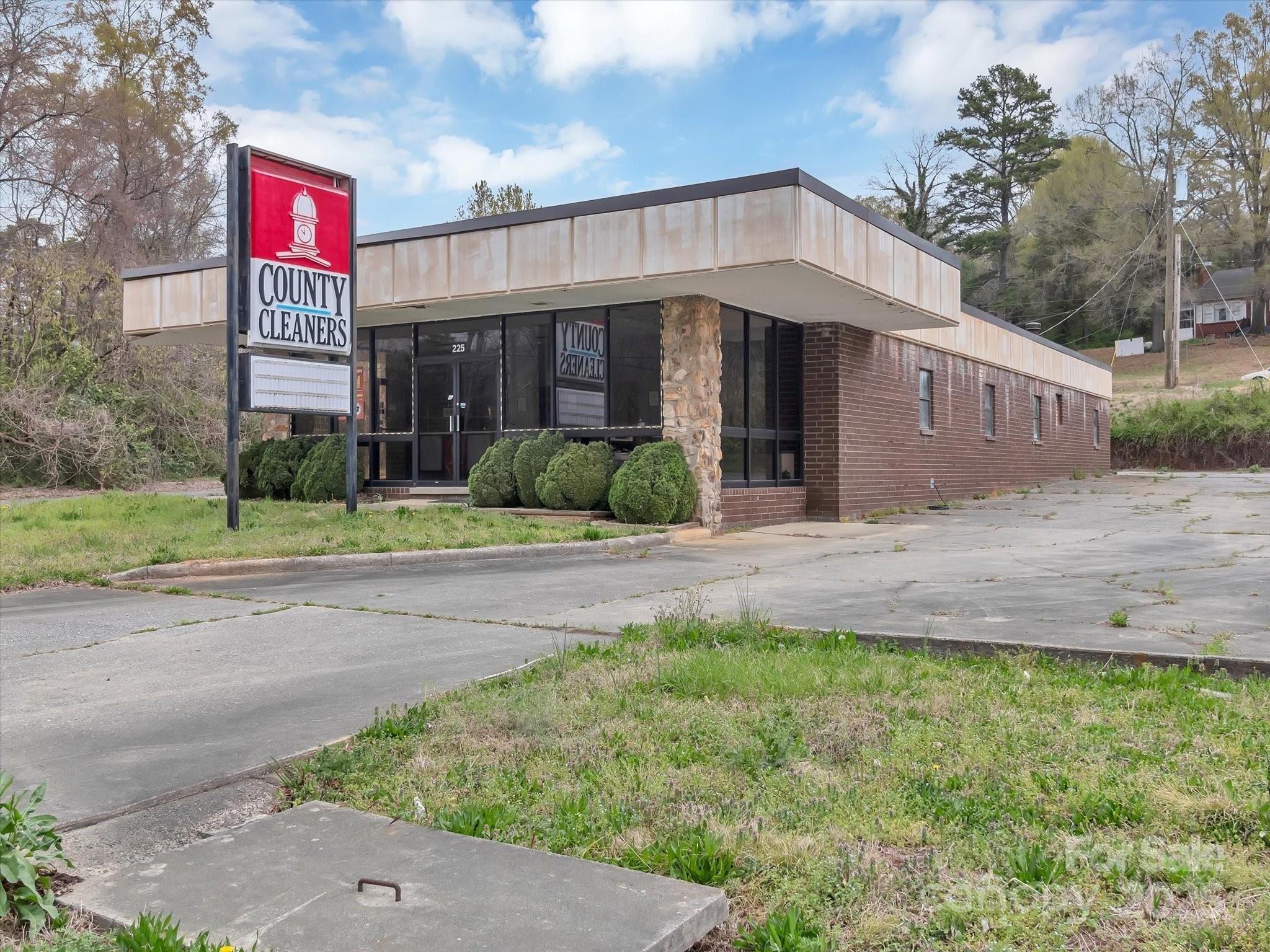 Property Image for 225 SE Branchview Drive SE