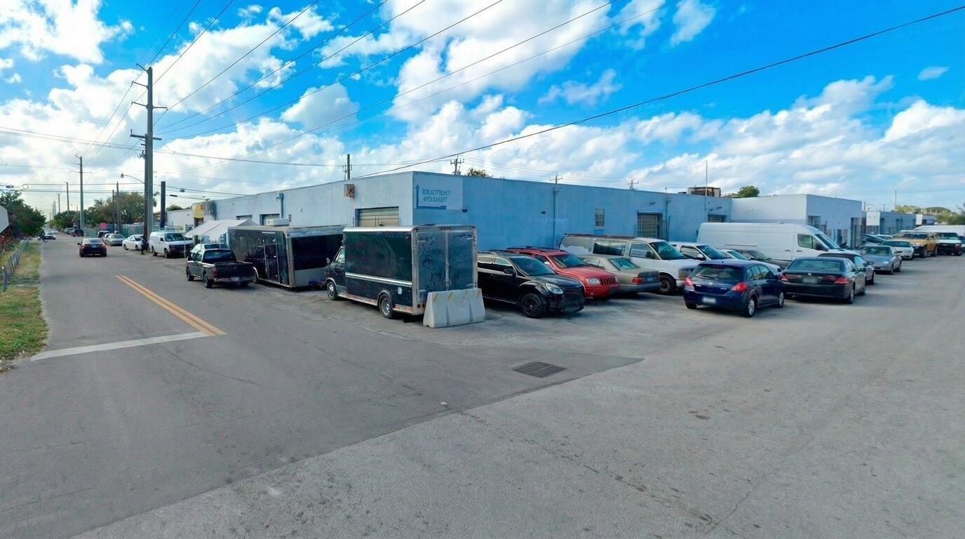 Property Image for 705 NW 8th Avenue