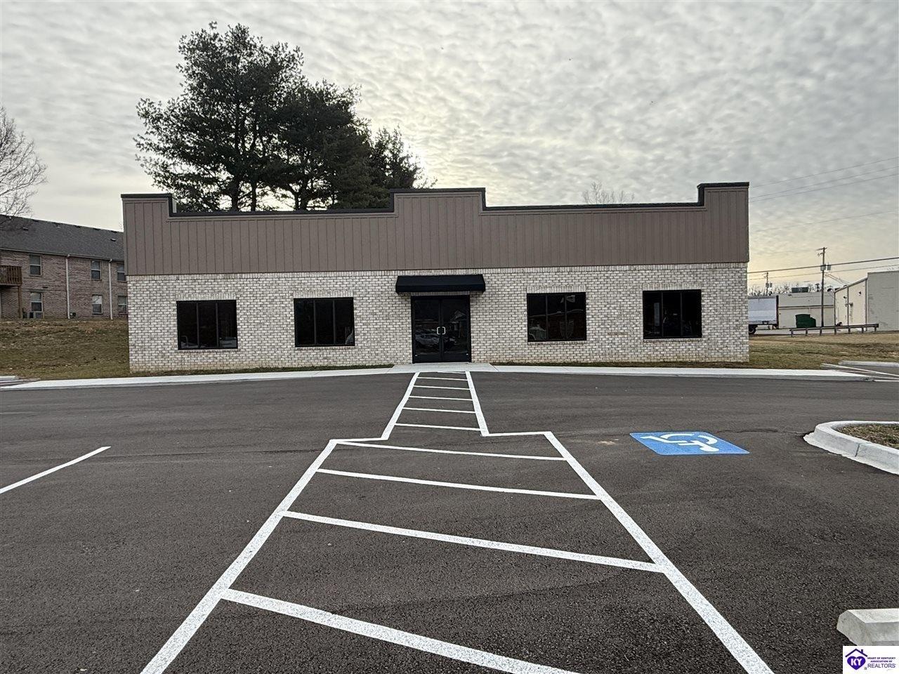 Property Image for 125 Helmwood Plaza Drive