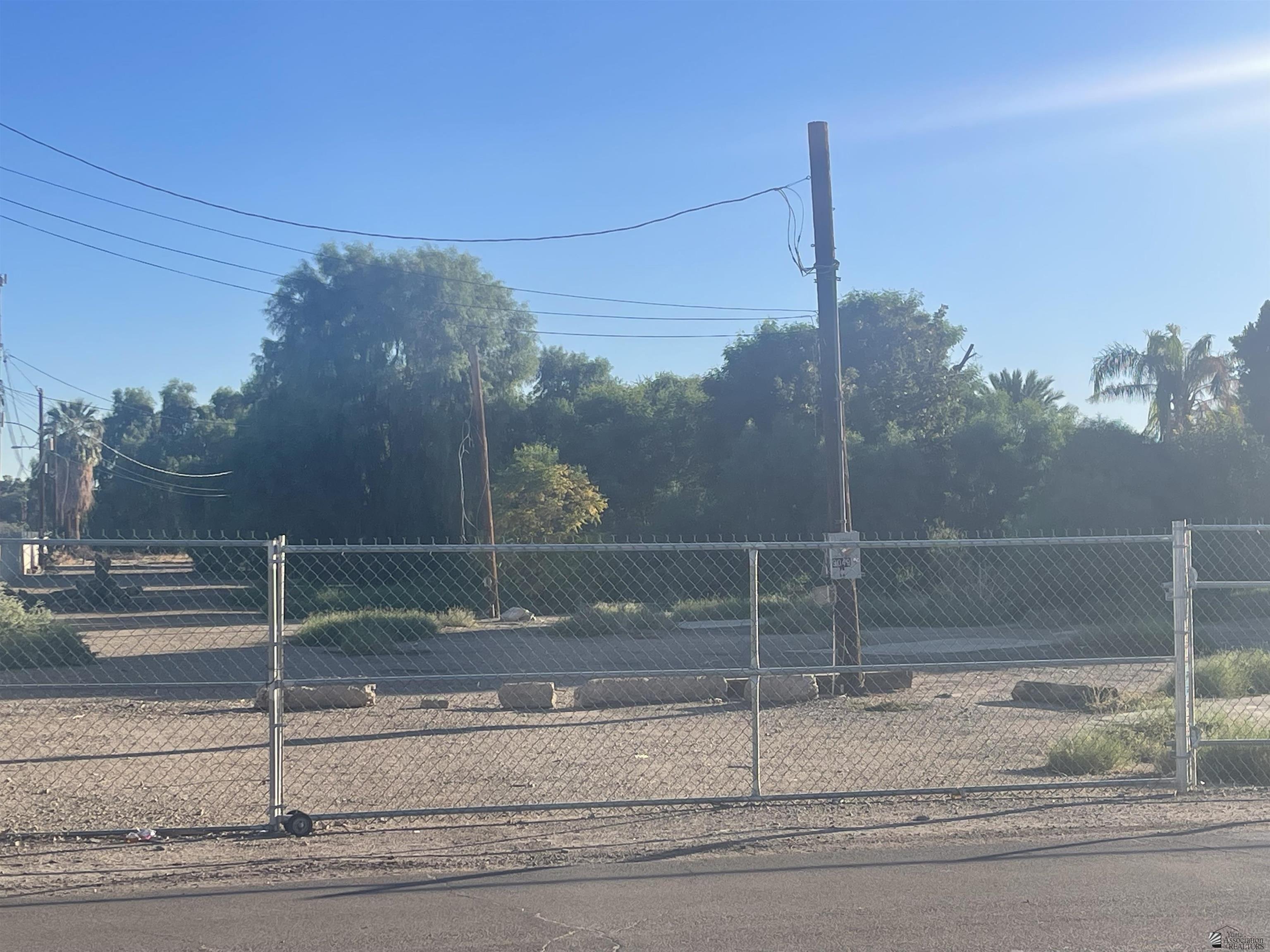 Property Image for 3049 W 5 St