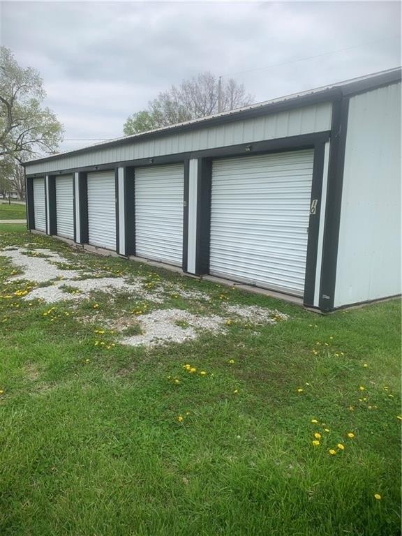 Property Image for 700 S Broadway N/A