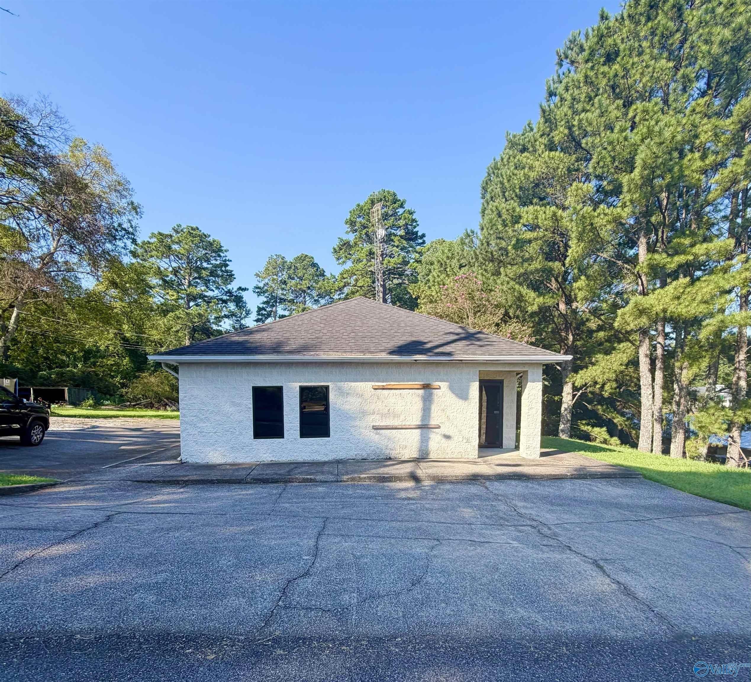Property Image for 100 Spurlock Street
