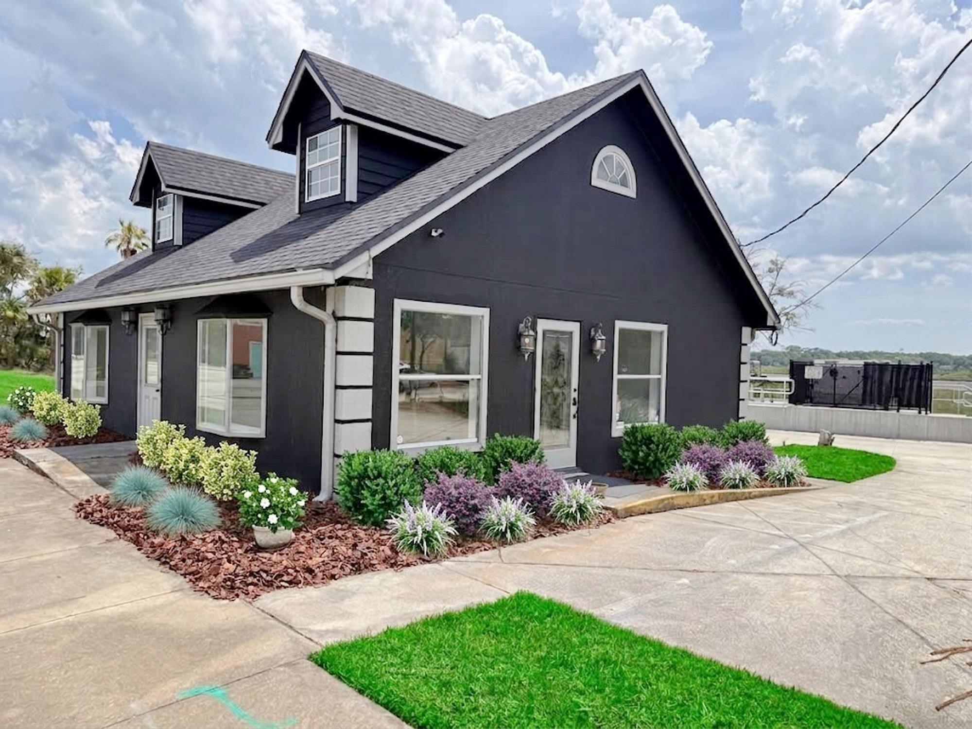 Property Image for 1103 N Ponce De Leon Blvd