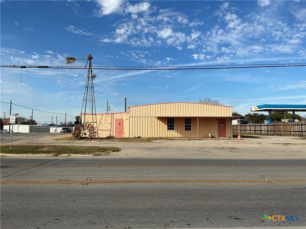 Property Image for 204 E Central Avenue