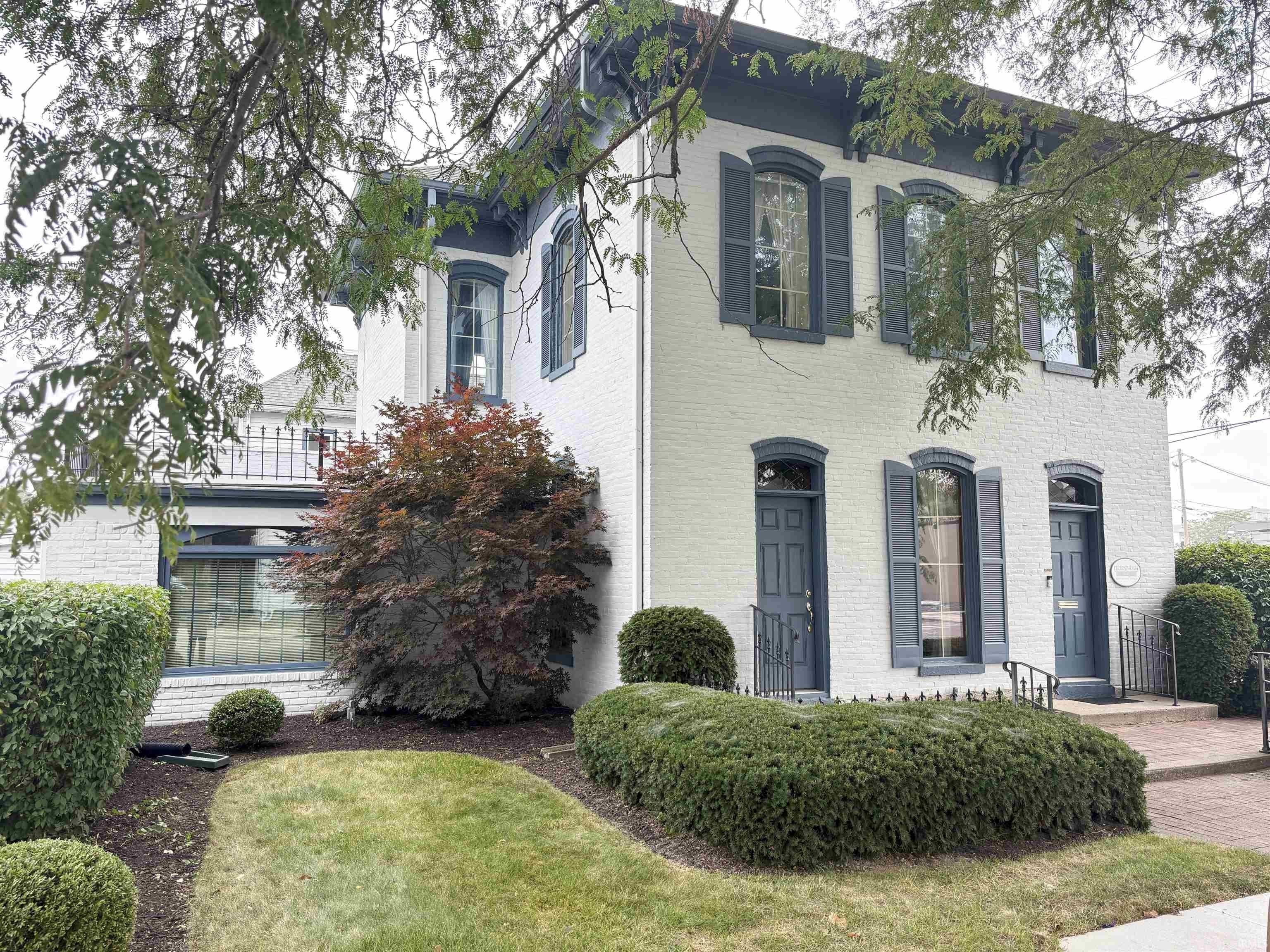 Property Image for 400 W Jackson Street