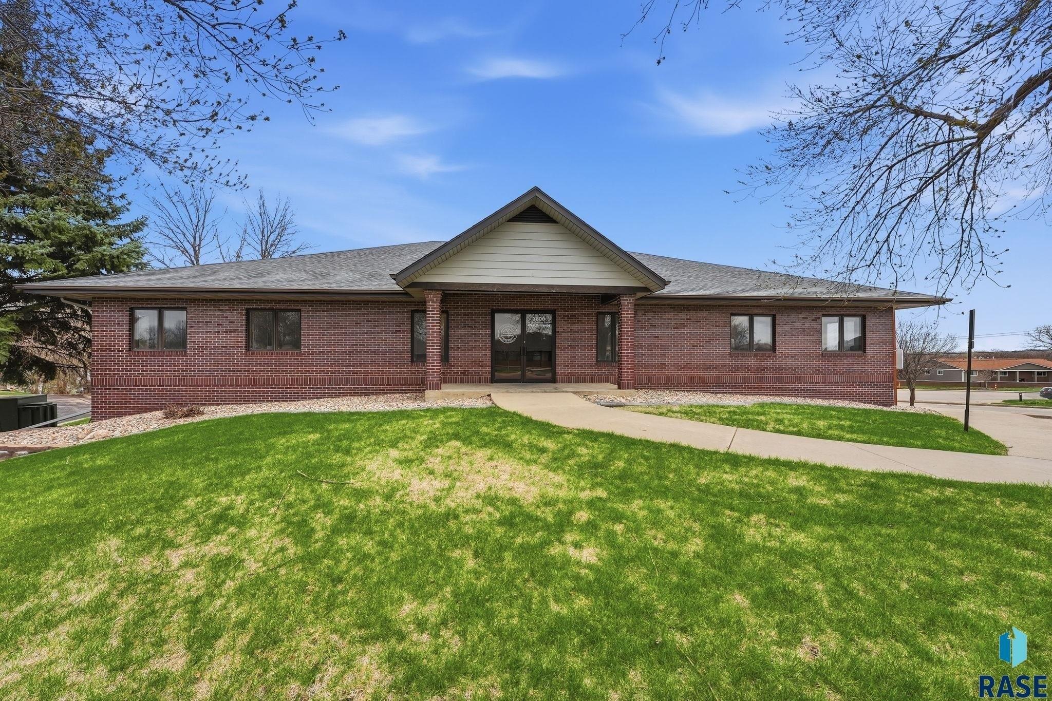 Property Image for 3800 W TECHNOLOGY CIR, Sioux Falls, SD 57106
