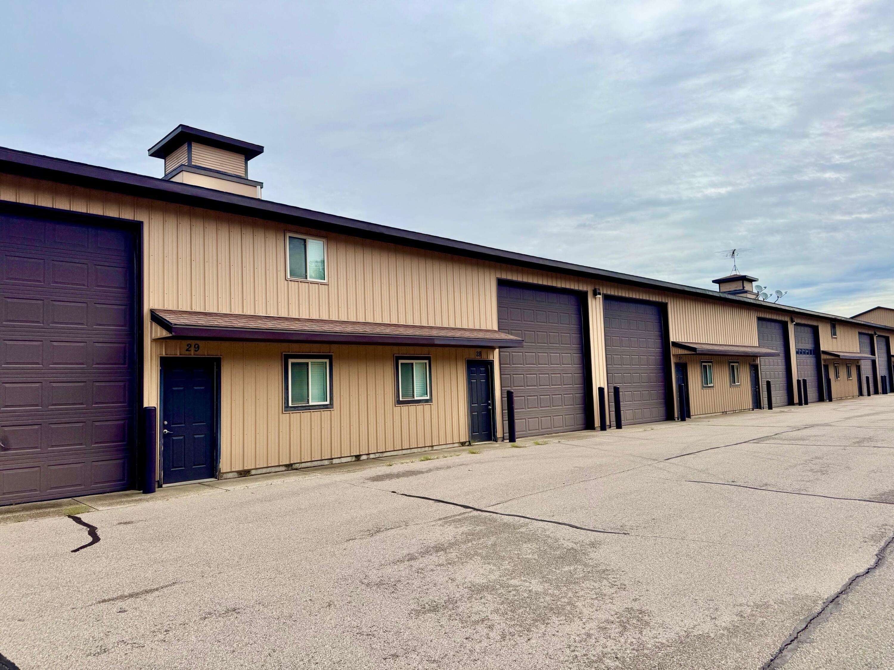 Property Image for 71057 Cr-388 unit: 24 24